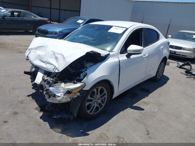3MYDLBYV7KY521862 Toyota p5v