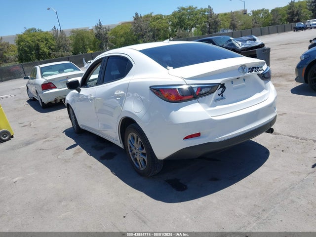 3MYDLBYV7KY521862 Toyota p5v