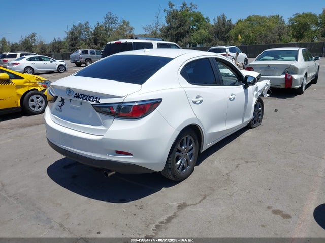3MYDLBYV7KY521862 Toyota p5v
