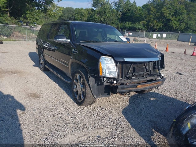 2011 CADILLAC ESCALADE ESV 1GYS4HEF8BR190387 Photo 0