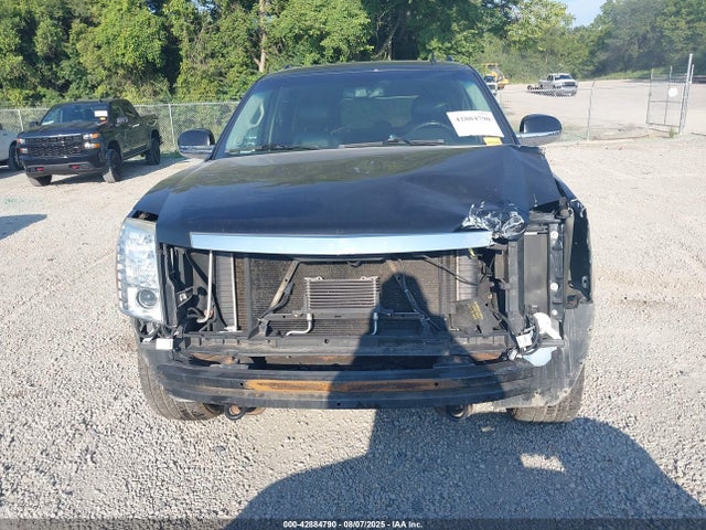 2011 CADILLAC ESCALADE ESV 1GYS4HEF8BR190387 Photo 5