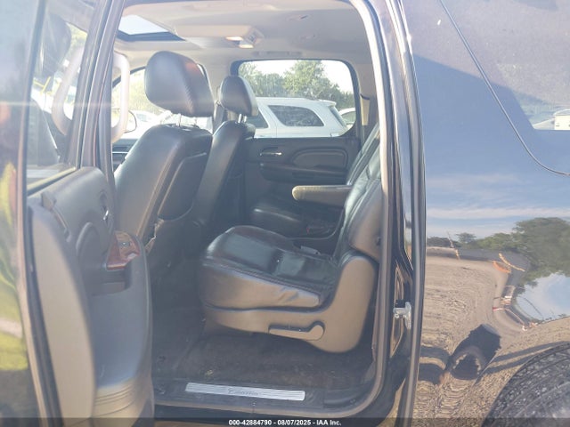 2011 CADILLAC ESCALADE ESV 1GYS4HEF8BR190387 Photo 7