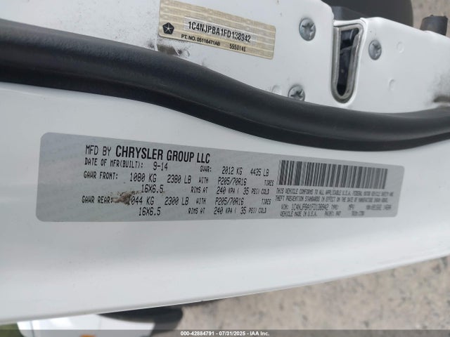 Jeep 2015 2015 1C4NJPBA1FD138942 Image 9