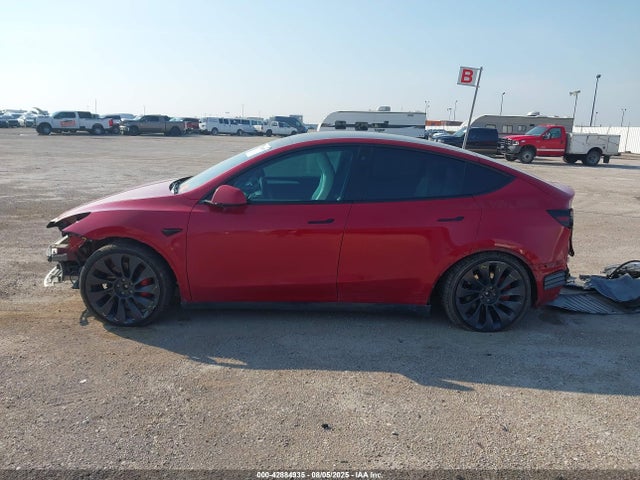 Tesla Model Y 2023 7SAYGDEFXPF714770 Image 15