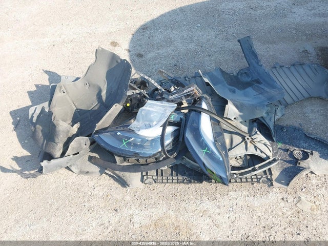 Tesla Model Y 2023 7SAYGDEFXPF714770 Image 22