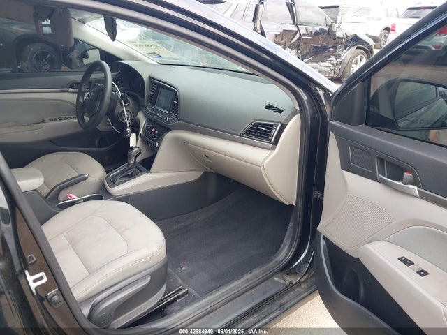 5NPD84LF6HH139288 Hyundai Elantra