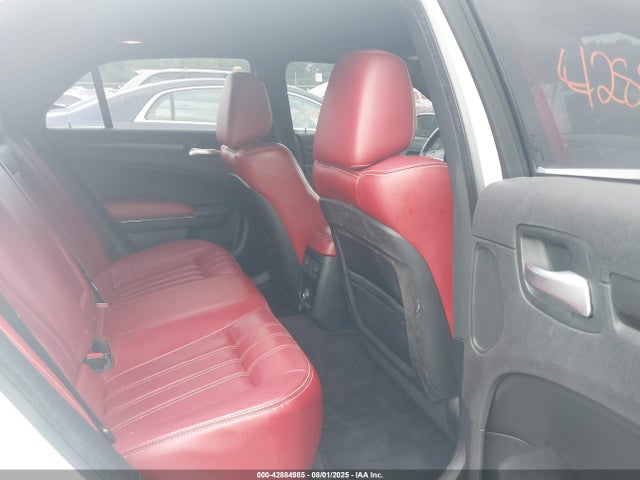 42884985 :رقم المزاد ، 2C3CCABG6DH657962 vin ، 2013 Chrysler 300 300s مزاد بيع