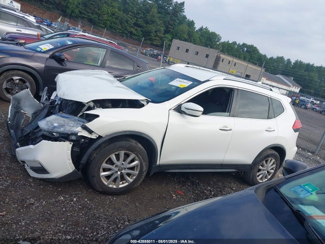 JN8AT2MV3HW027817 Nissan 2017