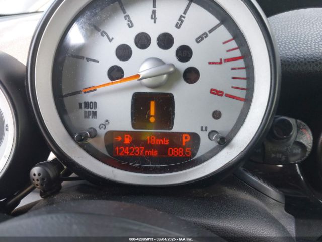 2010 MINI COOPER S WMWMS3C56ATZ85146 Photo 6