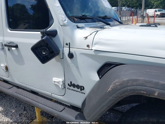1C6HJTAGXLL174441 Jeep 2020