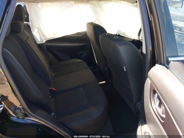 JN1BJ1CP4JW190424 Nissan Rogue Sport S