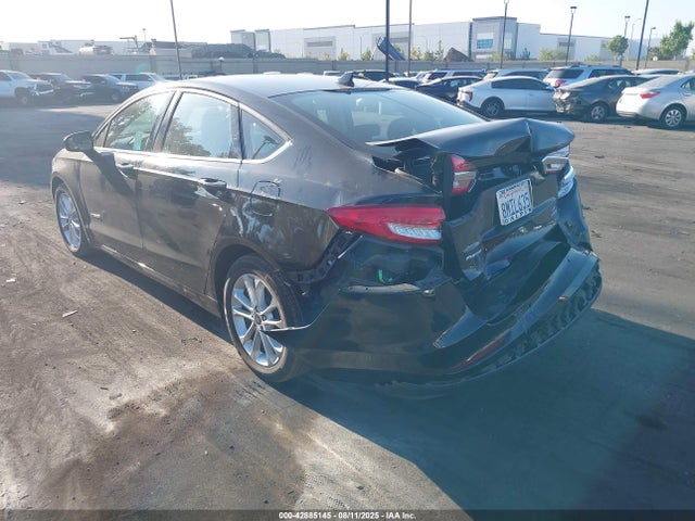 Ford Fusion 2019 3FA6P0LU7KR199965 Image 3
