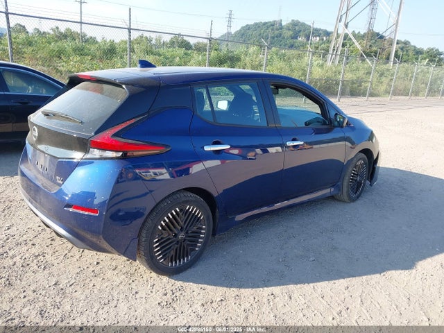 1N4CZ1CV6RC550112 Nissan Leaf