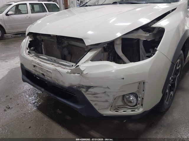 Subaru naturally aspirated 2016 JF2GPANC1G8332495 Image 36