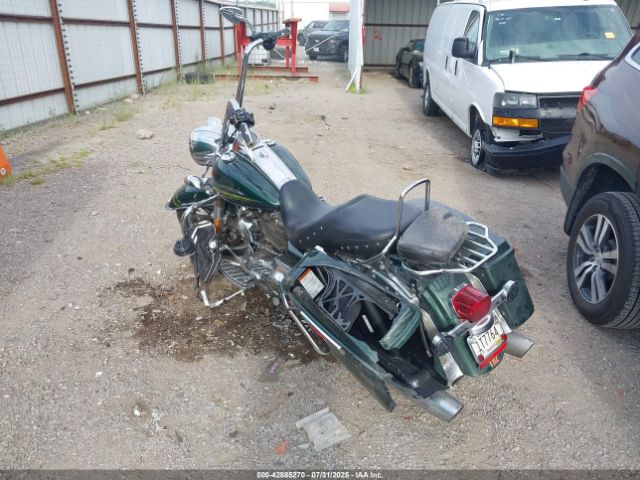 2019 HARLEY-DAVIDSON FLHR 1HD1FBC14KB608211 Photo 2