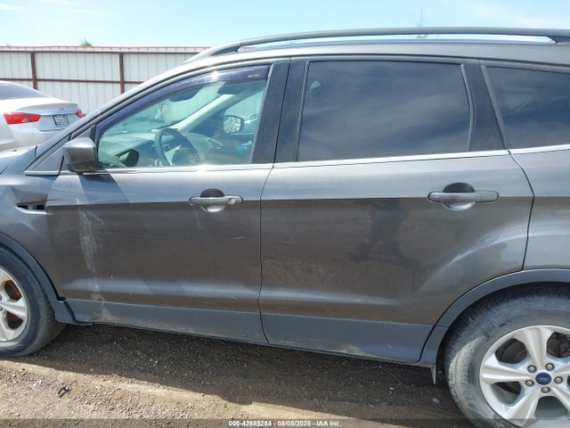 1FMCU9G93GUA68706 Ford 2016