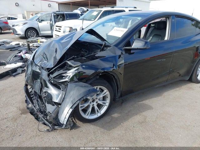 2023 TESLA MODEL Y 7SAYGAEE1PF594220 Photo 5