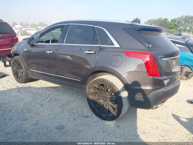 2017 CADILLAC XT5 1GYKNCRS9HZ101636 Photo 2