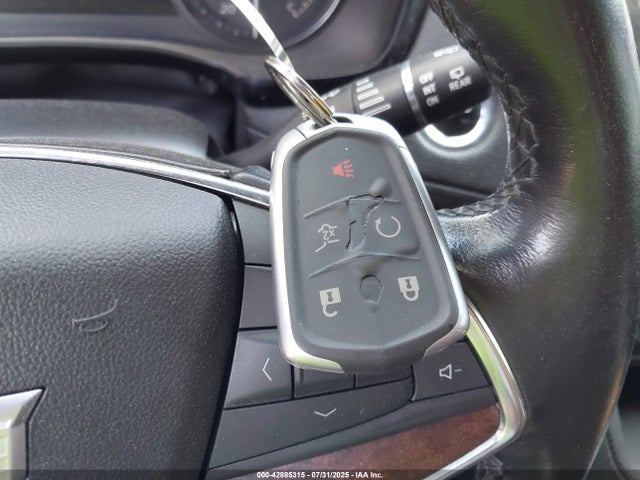 2021 CADILLAC XT5 1GYKNGRS8MZ224555 Photo 10