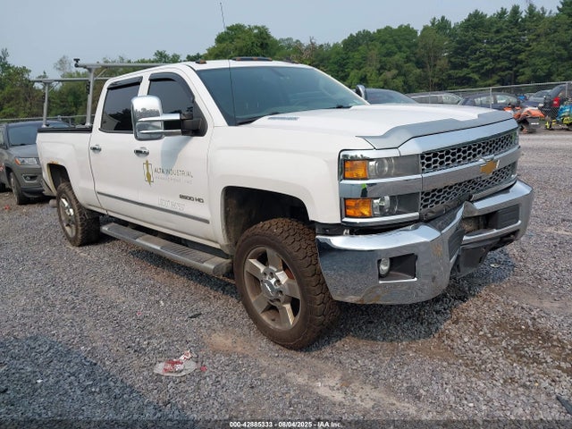Auction sale of the 2015 Chevrolet Silverado 2500hd Lt, vin: 1GC1KVE81FF162543, lot number: 42885333