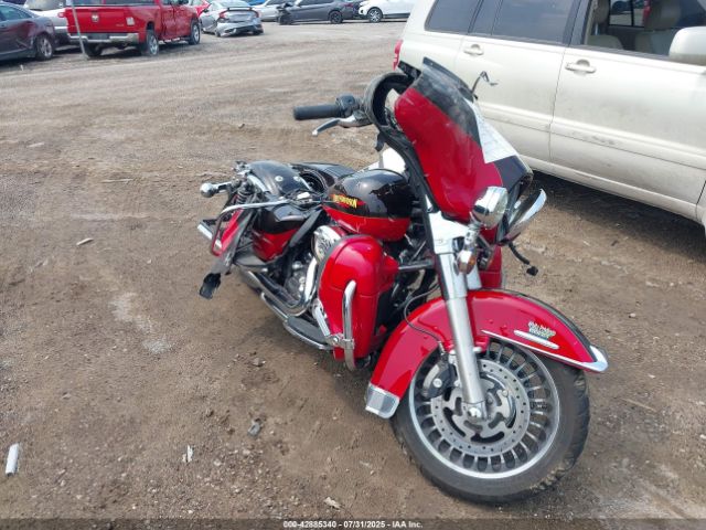2010 HARLEY-DAVIDSON FLHTK 1HD1KEM16AB640815