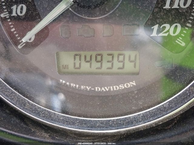 2010 HARLEY-DAVIDSON FLHTK 1HD1KEM16AB640815 Photo 6