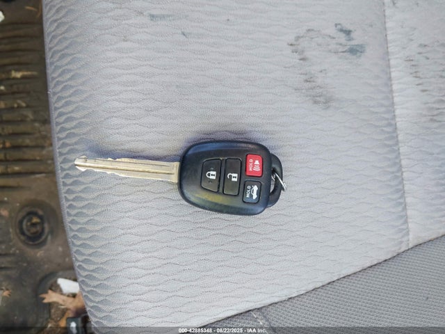 Toyota COROLLA LE 2014 2T1BURHE7EC037836 Image 29