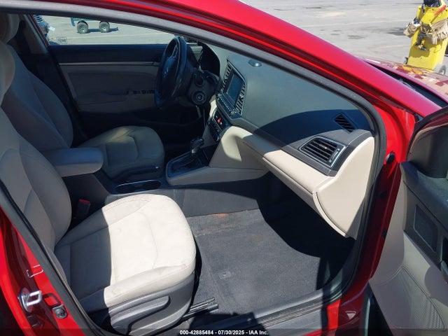 KMHD84LF8HU063042 Hyundai 2017