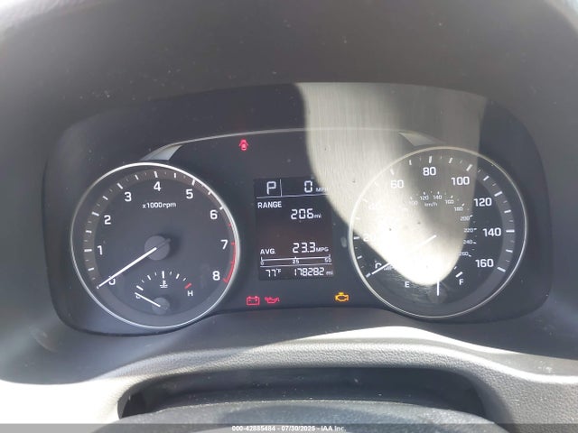 KMHD84LF8HU063042 Hyundai 2017
