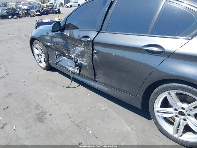 BMW 535i 2015 WBA5B1C54FD921911 Image 13