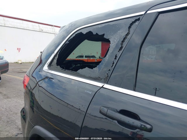 1C4RJFAG8GC458476 Jeep Grand Cherokee
