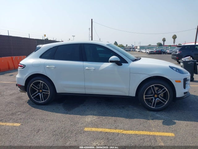Porsche Macan 2019 WP1AB2A50KLB34382 Image 14