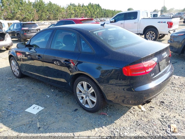 2011 AUDI A4 WAUBFAFL8BN021552 Photo 2