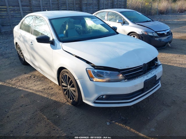 3VWD17AJ1GM322259 Volkswagen 1.8t