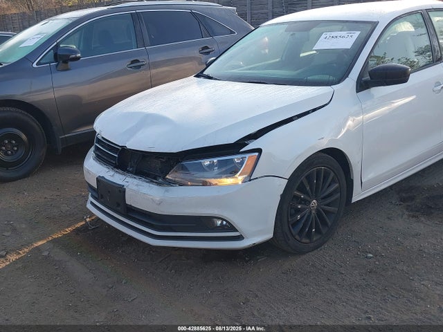 3VWD17AJ1GM322259 Volkswagen 1.8t