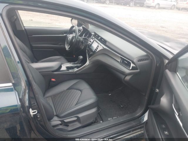 2019 TOYOTA CAMRY 4T1B11HK5KU849355 Photo 4