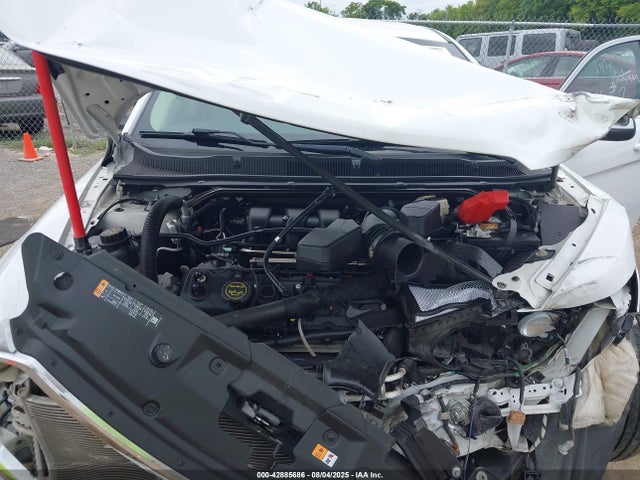 1FAHP2E81GG118512 Ford 2016