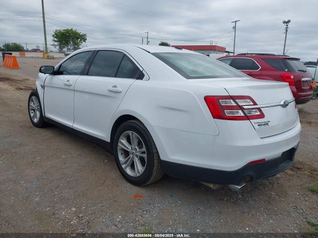 1FAHP2E81GG118512 Ford 2016