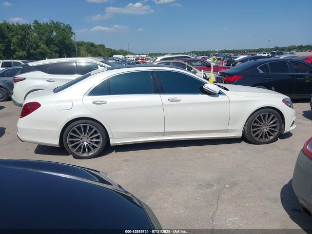 Mercedes-Benz 2015 2015 WDDUG8CB8FA132585 Image 13