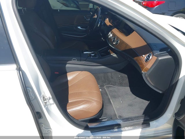 Mercedes-Benz 2015 2015 WDDUG8CB8FA132585 Image 5