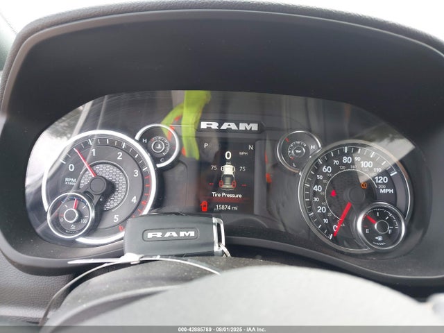 RAM 2024 2024 3C6UR5DL8RG343552 Image 7