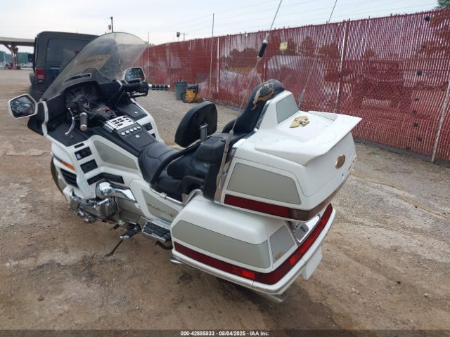 2000 HONDA GL1500 1HFSC223XYA203475 Photo 2