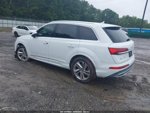 2020 AUDI Q7 WA1AXAF76LD011506 Photo 2