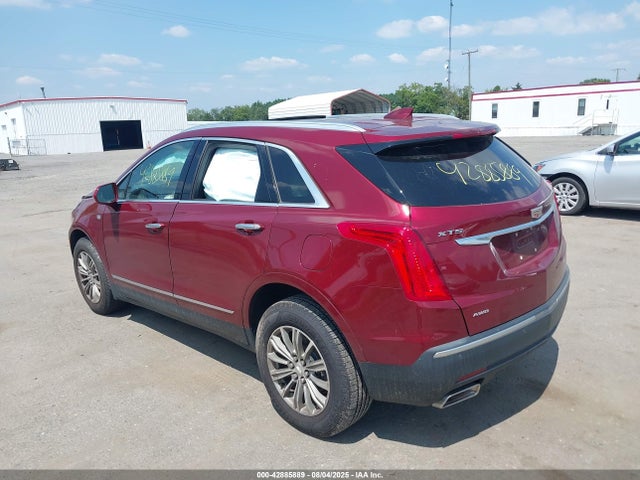 2018 CADILLAC XT5 1GYKNDRS9JZ137211 Photo 2