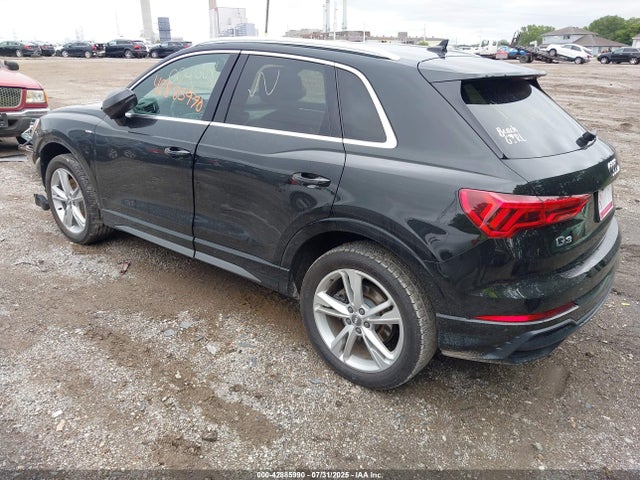2021 AUDI Q3 WA1DECF3XM1004668 Photo 2