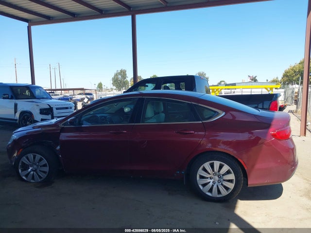 1C3CCCFB4FN706600 Chrysler 2015