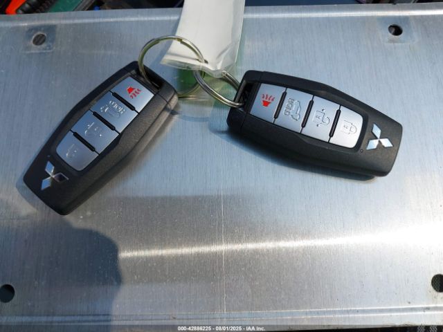 2022 MITSUBISHI OUTLANDER JA4J3UA88NZ078515 Photo 10