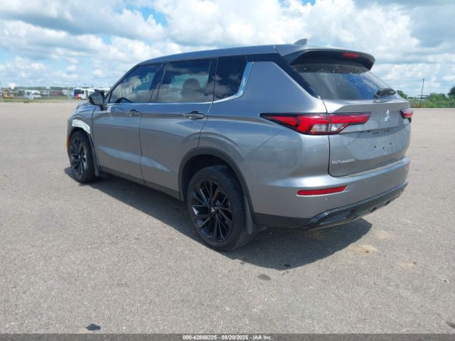 2022 MITSUBISHI OUTLANDER JA4J3UA88NZ078515 Photo 2