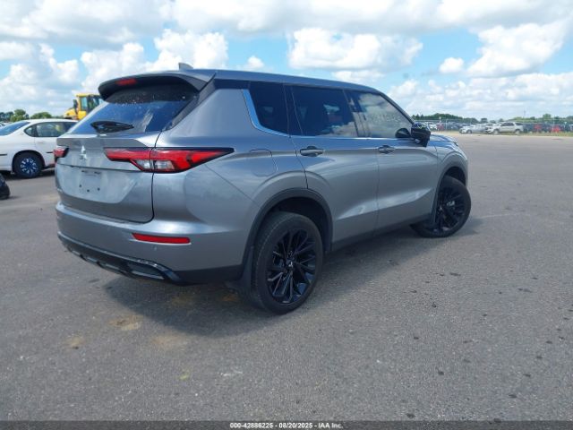 2022 MITSUBISHI OUTLANDER JA4J3UA88NZ078515 Photo 3