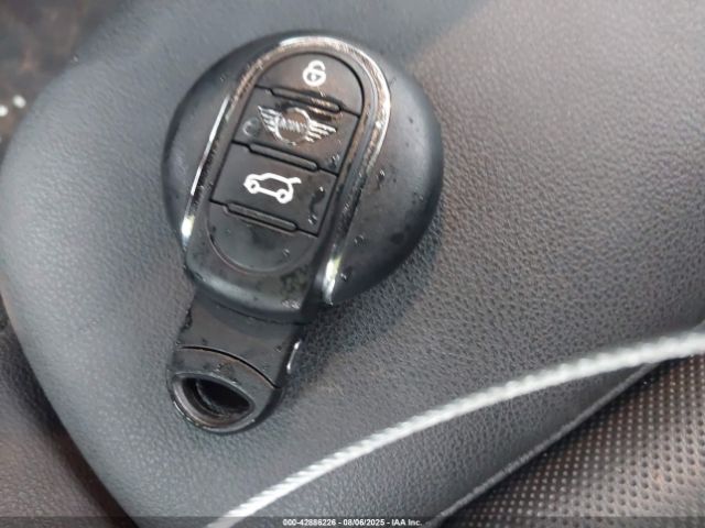 2024 MINI CONVERTIBLE WMW43DL03R3S08619 Photo 10